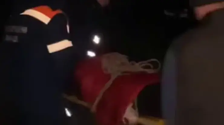 Школьник сорвался с водонапорной башни в Улан-Удэ, врачи борются за его жизнь