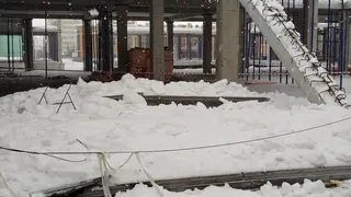 В Новосибирске два человека погибли в недостроенной школе при обрушении плиты В Новосибирске два человека погибли в недостроенной школе при обрушении плиты