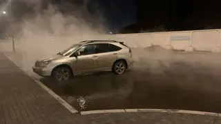 В центре Красноярска прорвало трубопровод горячей воды