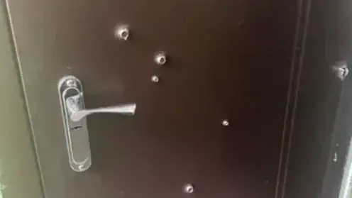 Дверь  