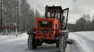 В Чите на дороги вывели 50 спецмашин для уборки от снега
