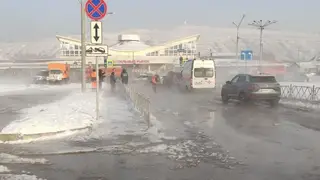 Возле Центрального рынка в Красноярске потоп 