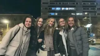Теннисистка Мирра Андреева вернулась в родной Красноярск Теннисистка Мирра Андреева вернулась в родной Красноярск