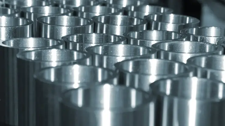 steel-pipes-put-together_1112-903