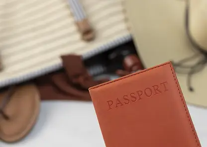 zakroite-pasport-dla-putesestvia