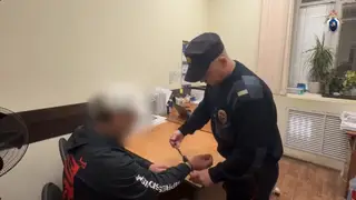 Напавшего на девятилетнюю девочку пьяного душителя задержали в Красноярске