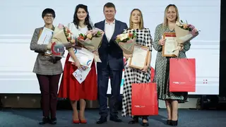 В Красноярске выбрали лучших педагогов В Красноярске выбрали лучших педагогов