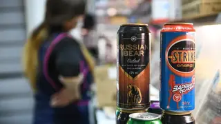 Крупные штрафы за продажу энергетиков детям - в России ужесточают ответственность