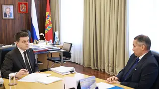Губернатор Михаил Котюков обсудил улучшение условий оплаты труда в Красноярском крае Губернатор Михаил Котюков обсудил улучшение условий оплаты труда в Красноярском крае
