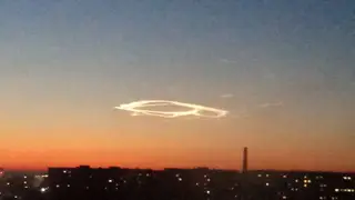 Жителей Алтайского края испугало необычное свечение в небе