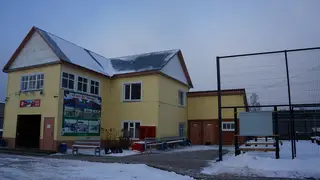 Металлурги помогли богучанскому стадиону с ремонтом беговых дорожек Металлурги помогли богучанскому стадиону с ремонтом беговых дорожек