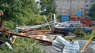 Полиция Боготола нашла десятки поврежденных автомобилей после урагана Полиция Боготола нашла десятки поврежденных автомобилей после урагана