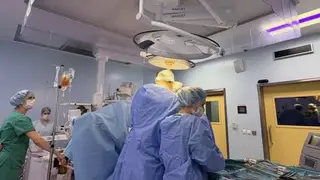 Красноярские трансплантологи спасли 26‑летнего онкобольного: выполнена сложнейшая пересадка печени Красноярские трансплантологи спасли 26‑летнего онкобольного: выполнена сложнейшая пересадка печени