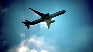 «Аэрофлот-Российские авиалинии» заплатит почти 70 тыс. рублей пассажиру из-за отмены рейса Банкгкок - Красноярск
