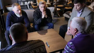 Депутаты из Красноярского края провели выездное совещание в селе Хатанга по ситуации с дефицитом топлива Депутаты из Красноярского края провели выездное совещание в селе Хатанга по ситуации с дефицитом топлива