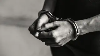 В Чите работница комиссионки задержала грабителя