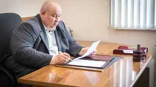 48-летний депутат заксобрания Красноярского края и богатейший застройщик собрался на СВО 48-летний депутат заксобрания Красноярского края и богатейший застройщик собрался на СВО