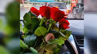 К 1 сентября россияне готовы потратить на учителей в среднем 2,3 тысячи рублей К 1 сентября россияне готовы потратить на учителей в среднем 2,3 тысячи рублей