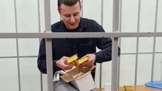 Что в сухпайке у Глискова? Депутат показал чем его кормят в красноярском СИЗО Что в сухпайке у Глискова? Депутат показал чем его кормят в красноярском СИЗО