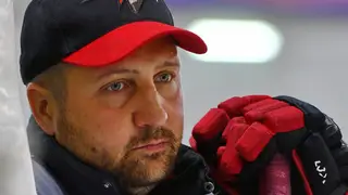 Омского хоккейного тренера Егора Шастина отстранили от работы Омского хоккейного тренера Егора Шастина отстранили от работы