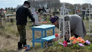 В Родительский день по красноярским кладбищам будут ездить автобусы В Родительский день по красноярским кладбищам будут ездить автобусы