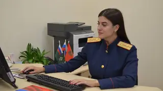 В Красноярске женщина ударила ножом в шею 17-летнюю девушку