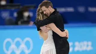 Сборная России по фигурному катанию досрочно выиграла золото Олимпиады в командном турнире Сборная России по фигурному катанию досрочно выиграла золото Олимпиады в командном турнире