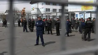 Увеличение срока на 12 лет грозит осужденному за применение насилия к сотруднику колонии в Красноярске