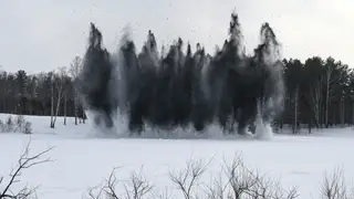 Лед на Томи взорвали специалисты из Красноярска Лед на Томи взорвали специалисты из Красноярска
