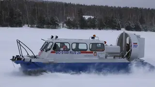 На Красноярском водохранилище спасали рыбаков дрейфующих на льдине На Красноярском водохранилище спасали рыбаков дрейфующих на льдине