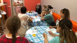 Литературно-парфюмерный проект стартовал в модельной библиотеке Железногорска