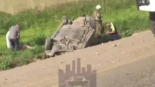 Жесткое ДТП произошло по дороге из Элиты. Две машины улетели в кювет