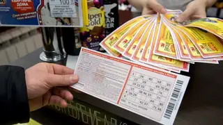 В Томске двое жителей выиграли в лотереях 5 млн рублей В Томске двое жителей выиграли в лотереях 5 млн рублей