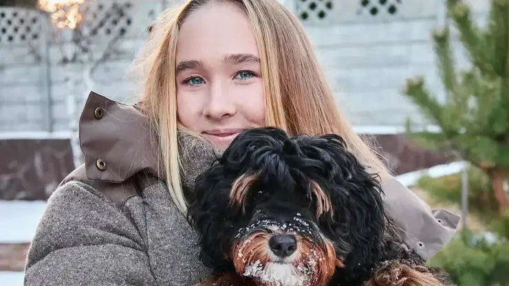 мирра и собака