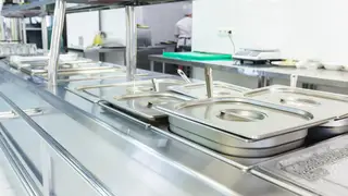 Во Владивостоке в школьных котлетах обнаружили тараканов: прокуратура начала проверку Во Владивостоке в школьных котлетах обнаружили тараканов: прокуратура начала проверку