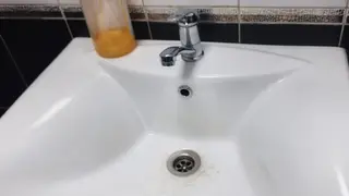 В части домов в центре Красноярска неожиданно отключают холодную воду