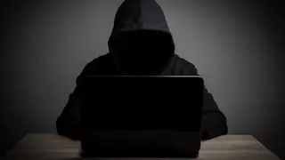 Полицейские предупреждают красноярцев об атаке мошенников Полицейские предупреждают красноярцев об атаке мошенников
