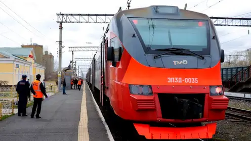 Электропоезд Красноярск_Назарово