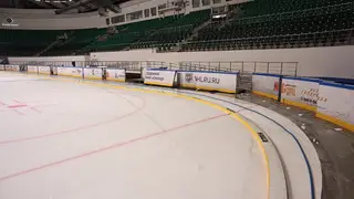 В красноярской «Платинум Арене» ширину хоккейной площадки уменьшат на четыре метра В красноярской «Платинум Арене» ширину хоккейной площадки уменьшат на четыре метра