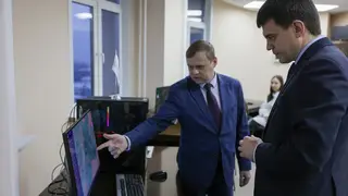 Михаил Котюков обсудил поддержку молодых профессионалов на встрече со студентами и выпускниками Университета Решетнева