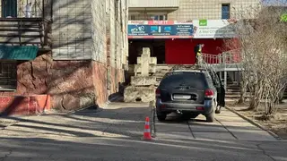 В Красноярском крае пенсионер насмерть сбил женщину В Красноярском крае пенсионер насмерть сбил женщину