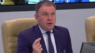 Губернатор Кузбасса публично уволил чиновника за бездействие во время коммунального ЧП
