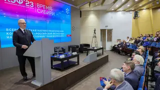 Губернатор Красноярского края: Важно решить задачу структурной перестройки экономики Сибири