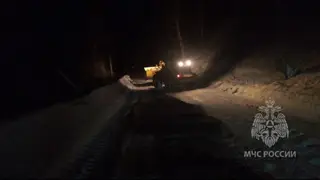 Дорожные службы очистили автодорогу в Красноярском крае Дорожные службы очистили автодорогу в Красноярском крае