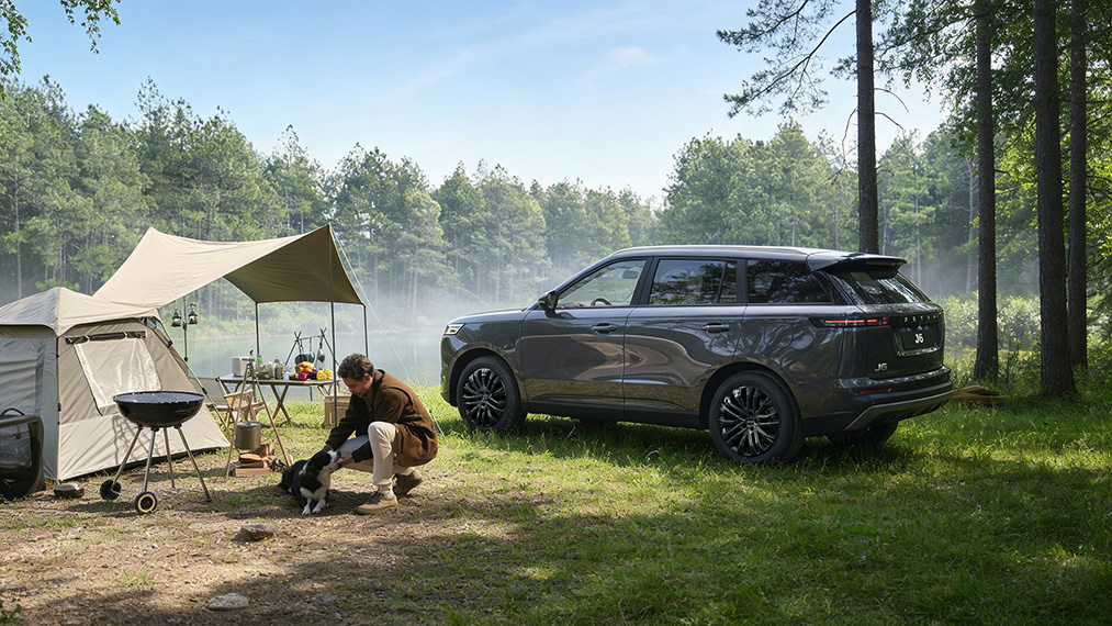 JAECOO J6 — готов к приключениям. Фото: © ООО «Медведь Альянс»