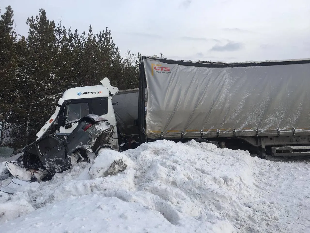 Два человека погибли в аварии на трассе в Емельяновском районе  Красноярского края - Сибновости