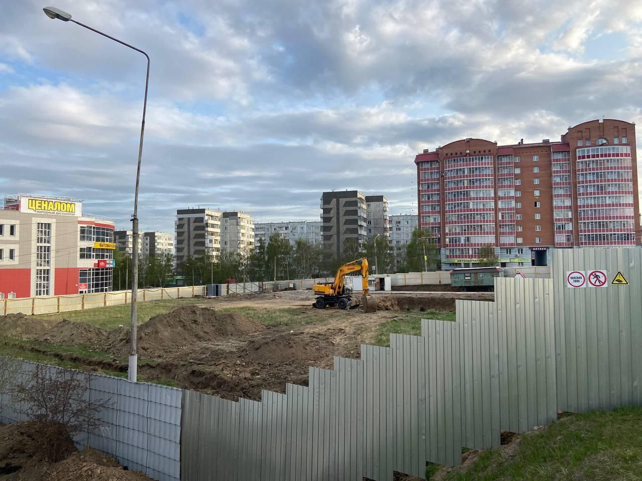 В Красноярске в Солнечном началось строительство многострадального бассейна  - Сибновости